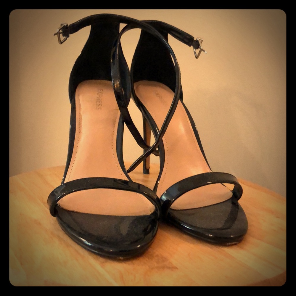 Express Heeled Sandals
